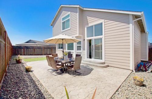 Santa Rosa Casa | Game Night Meets Wine Country Elegance