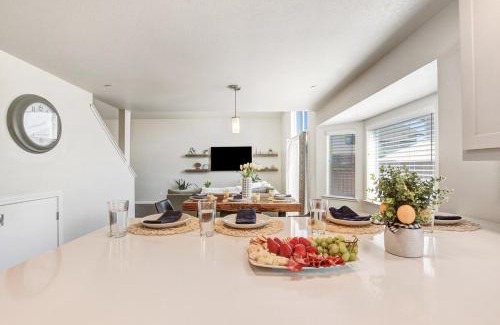 Santa Rosa Casa | Game Night Meets Wine Country Elegance