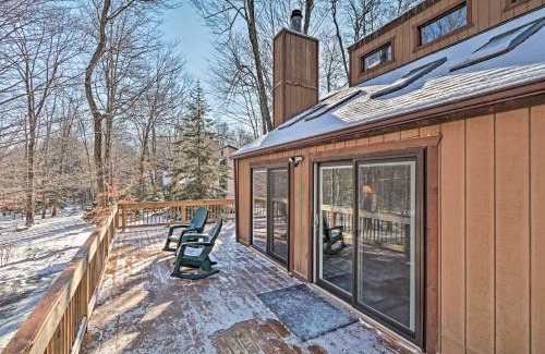 Locust Lake Village Casa | Game Room and Golf Cart Bear Den Pocono Lake Home