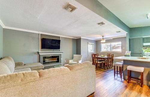 Bay Area Casa | Game Room and Grill Family Home in Corpus Christi!
