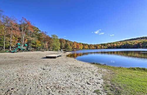 Pocono Lake Casa | Game Room and Hot Tub Pine Bear Pocono Lake Cabin