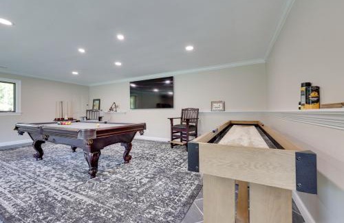 Louisburg Casa | Game Room and Pool! Luxe Louisburg Farmhouse