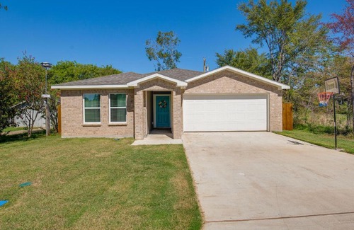Gun Barrel City Casa | Game Room and Walk to Beach Gun Barrel City Gem!