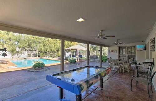 Saddleback Hills Casa | Game Room, Fire Pit and Putting Green Glendale Home