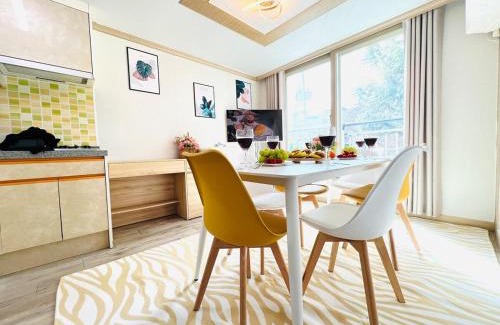 Jung-gu Apartamento | Gamseong house next to Sung Sim Dang