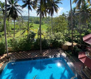 Venganoor Cama Y Desayuno | Ganesh Ayurveda Holiday Home