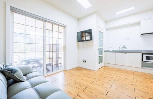 Chuncheon Casa | Gangchon Palace Pension