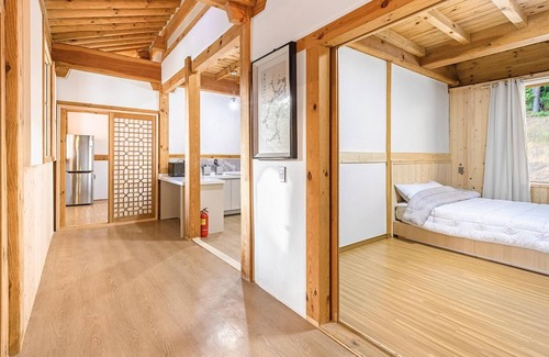 Gangneung Casa | Gangneung Booyoonok Hanok Pension