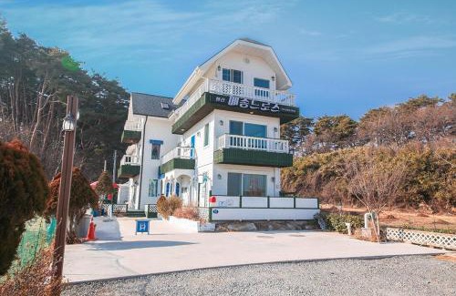 Gangneung Casa | Gangneung Maison de Rose