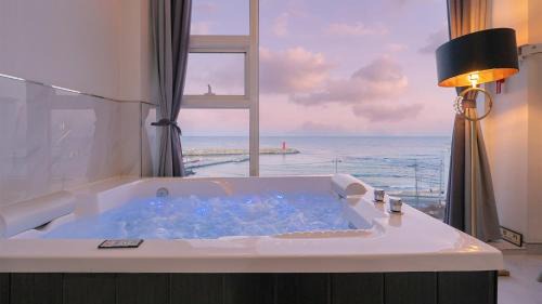 Jumunjin-eup Casa | Gangneung Pension G7 Spa Pension