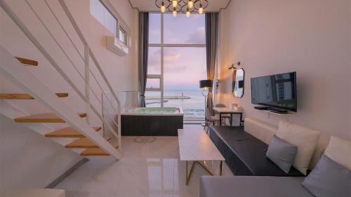 Jumunjin-eup Casa | Gangneung Pension G7 Spa Pension