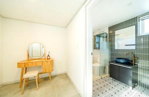 Gangneung Casa | Gangneung Uahaeng Stay Private House