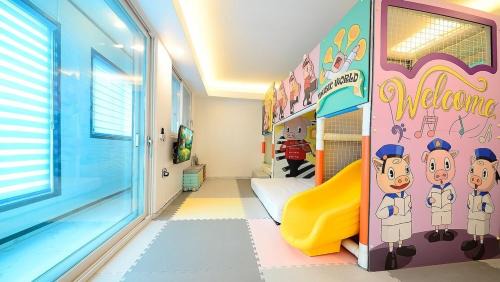 Buk Casa | Gapyeong Eco Healing Pool Villa Pension
