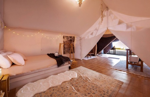 Buk Casa | Gapyeong Iluglamping