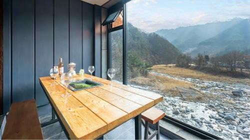 Buk Casa | Gapyeong poin PoolVilla pension