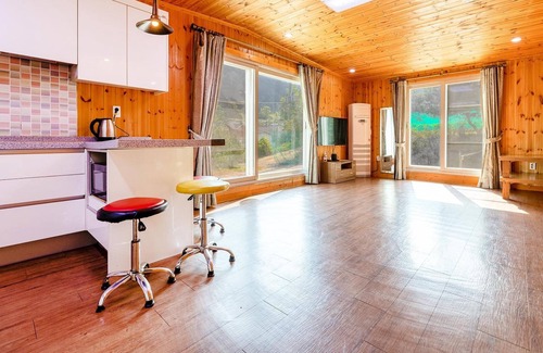 Seorak Casa | Gapyeong Rainbow Pension