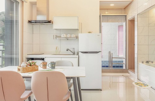 Gapyeong Casa | Gapyeong Ribbon Spa Pool Villa