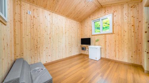 Seorak Casa | Gapyeong Yumyeongsan Gomone pet Camping