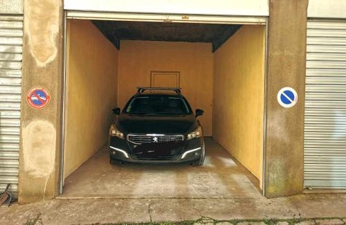 Le Puy-en-Velay Casa | Garage, 2 chambres, balnéo, 2 SDB, 2WC, vue sur les monuments