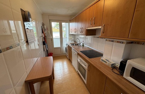 Suances Apartamento | Garaje y Piscina Comunitaria!