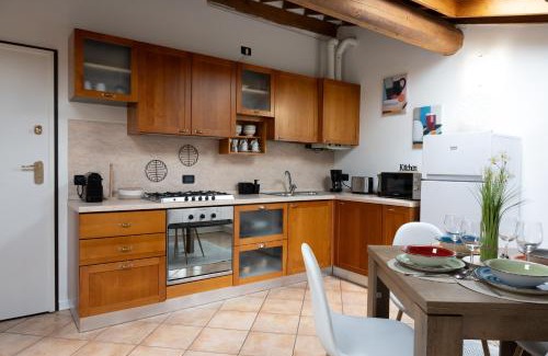 Caprino Veronese Apartamento | Garda Lake & Relax - Bellavista Flat 15min from Garda