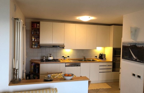 Monte Apartamento | GARDA LAKE LANDSCAPE - Apartamento en Villa con jardín y piscina privada