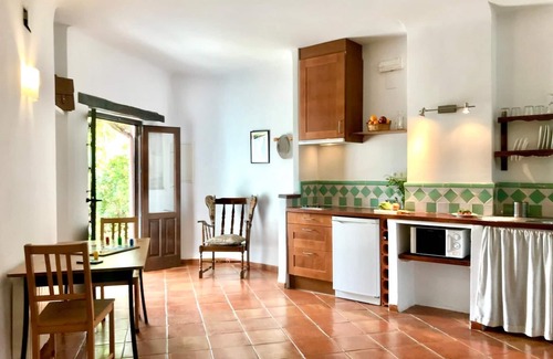 Pitres Apartamento | Apartamento Jardín en La Alpujarra 4 plazas