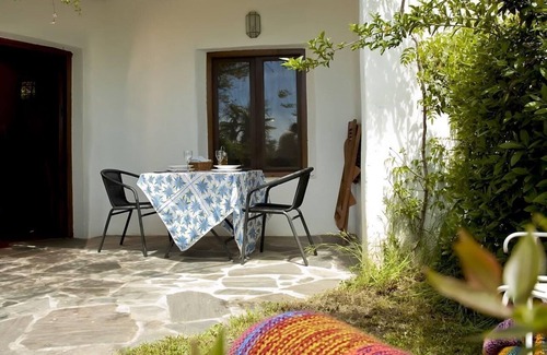 Pitres Apartamento | Apartamento Jardín en La Alpujarra 4 plazas