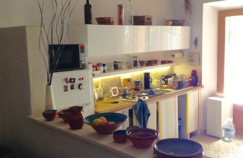 Sencelles Apartamento | Apartamento con jardín con terraza propia en una mansión histórica.