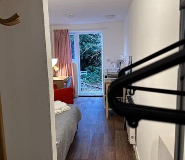 Filton Apartamento | Garden Apartment with free Parking and EV