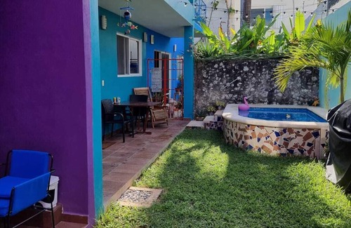 Colonia Independencia Apartamento | Garden ArtSpace pets ok 1.5bdrm w/ Alexa, bicycles, shared pool & grill, wifi