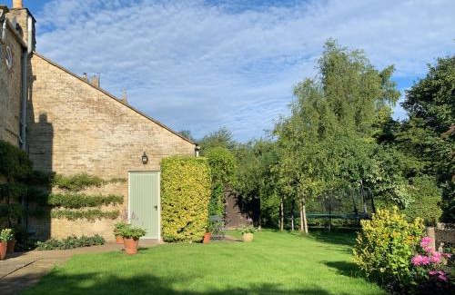 Farthinghoe Casa | Garden Barn