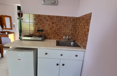 Tingaki Hotel | Garden City Image