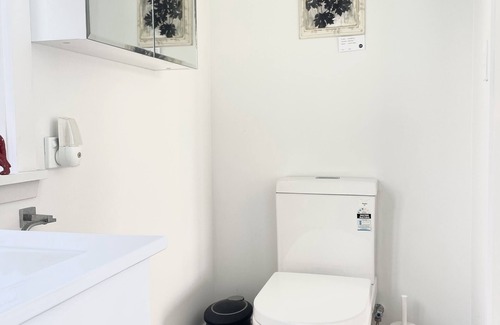 Te Horo Casa | Te Horo Garden Cottage