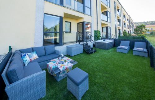 Fisterra Apartamento | Garden Fisterra - Jacuzzi, Jardín Privado y Vista Mar