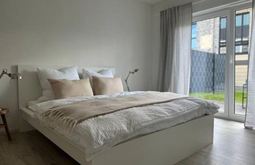 Rustersiel Apartamento | Garden Flat At The Harbour In Whv
