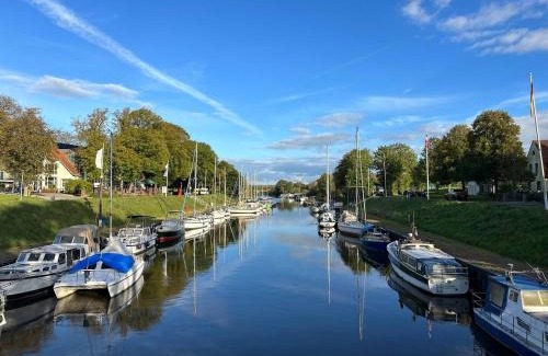 Rustersiel Apartamento | Garden Flat At The Harbour In Whv
