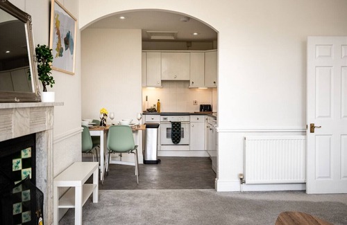 Bath Apartamento | Garden Flat – Stunning Georgian Apartment in Grosvenor Place!