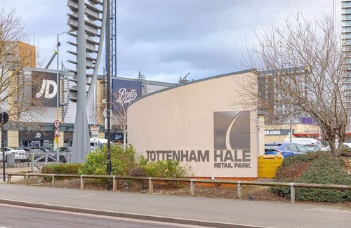 Tottenham Apartamento | Garden Flat. Tottenham Hale. 20mins2central London