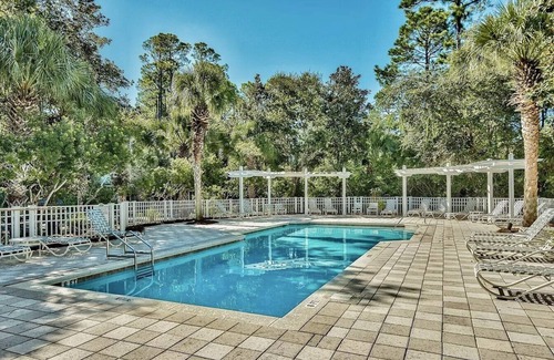 Seagrove Beach Cabaña | Garden Grove Cottage in Old Seagrove Beach in the heart of 30-A