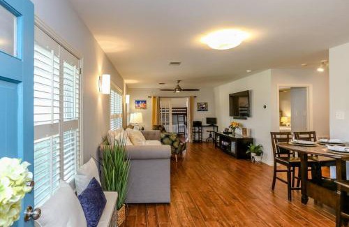 Braeburn Casa | Garden Home - Arcades, Fun Games, Grill & Park