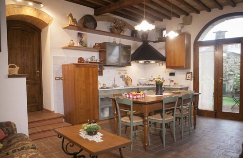 San Gimignano City Centre Apartamento | GARDEN HOUSE