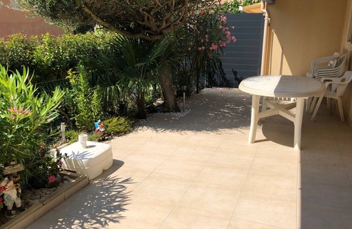 Miramar Apartamento | BONITO APARTAMENTO EN PLANTA BAJA CON GRAN AZULEJO DE TERRAZA Y JARDIN