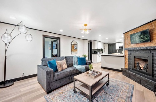City Park West Apartamento | Garden Level Apt in Heart of Den