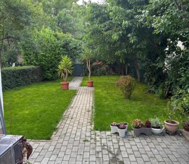 Titov Veles Apartamento | Garden Oasis Apartment