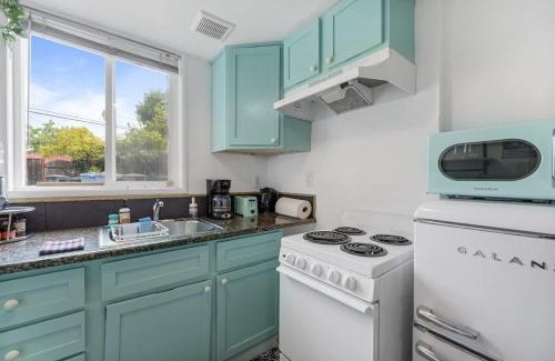 North Berkeley Apartamento | Garden Oasis Cozy Home Near Bart Shop with Parking