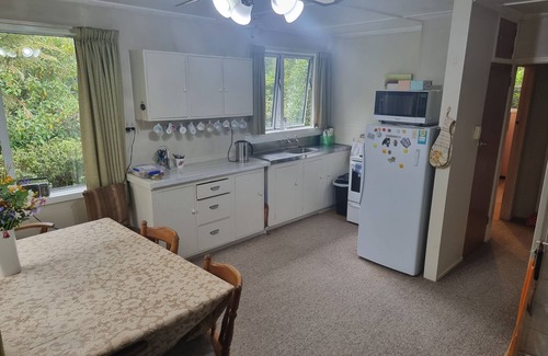 Solway Otro | Garden paradise, rural Wairarapa farmhouse