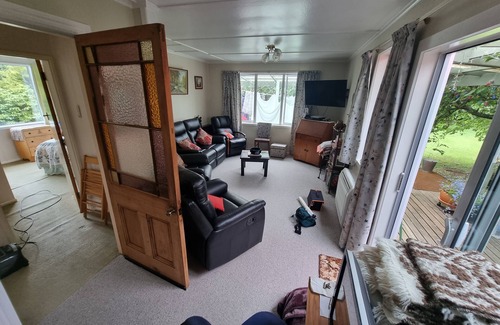 Solway Otro | Garden paradise, rural Wairarapa farmhouse