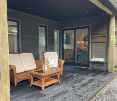 Llanybri Apartamento | Garden Retreat Wales