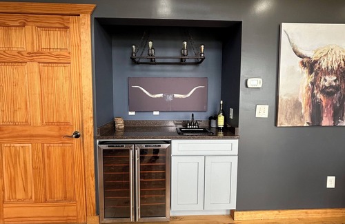Viroqua Casa | Garden Ridge Retreat- Farm Stay